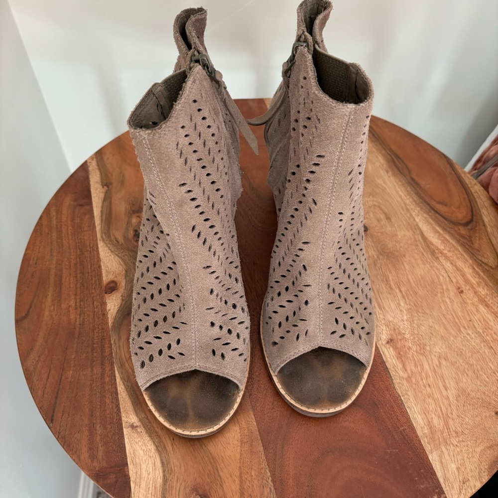 Toms Majorca Suede Peep Toe Bootie Heels